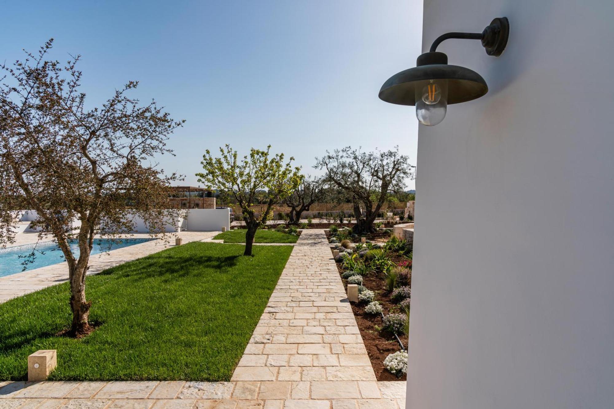 Trullo Jale - Boutique Apartments Ostuni Buitenkant foto