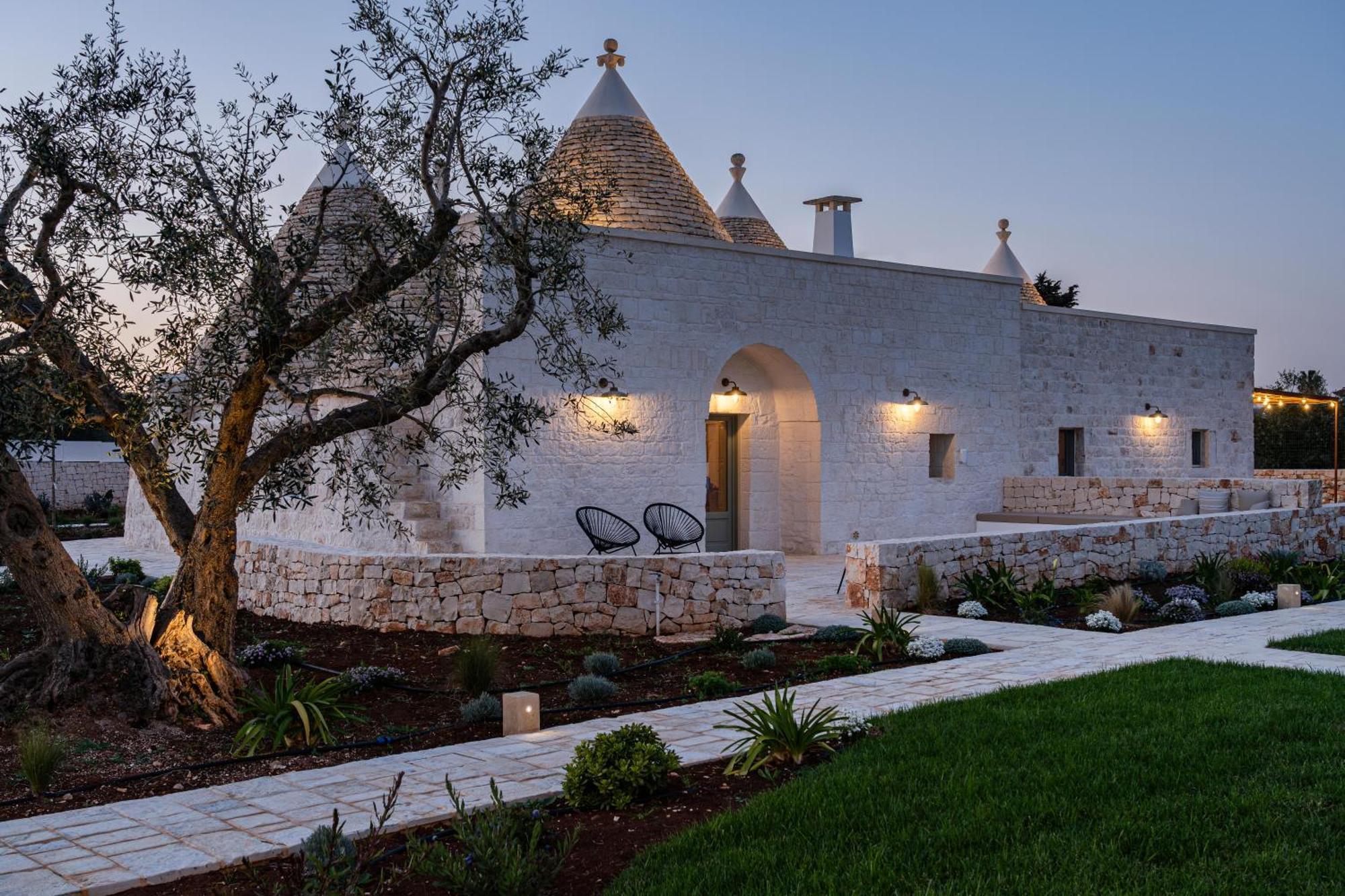 Trullo Jale - Boutique Apartments Ostuni Buitenkant foto