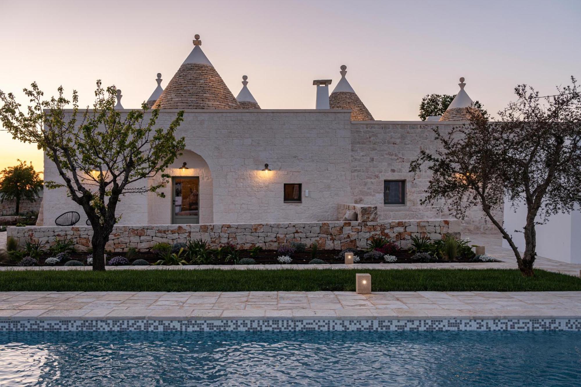 Trullo Jale - Boutique Apartments Ostuni Buitenkant foto