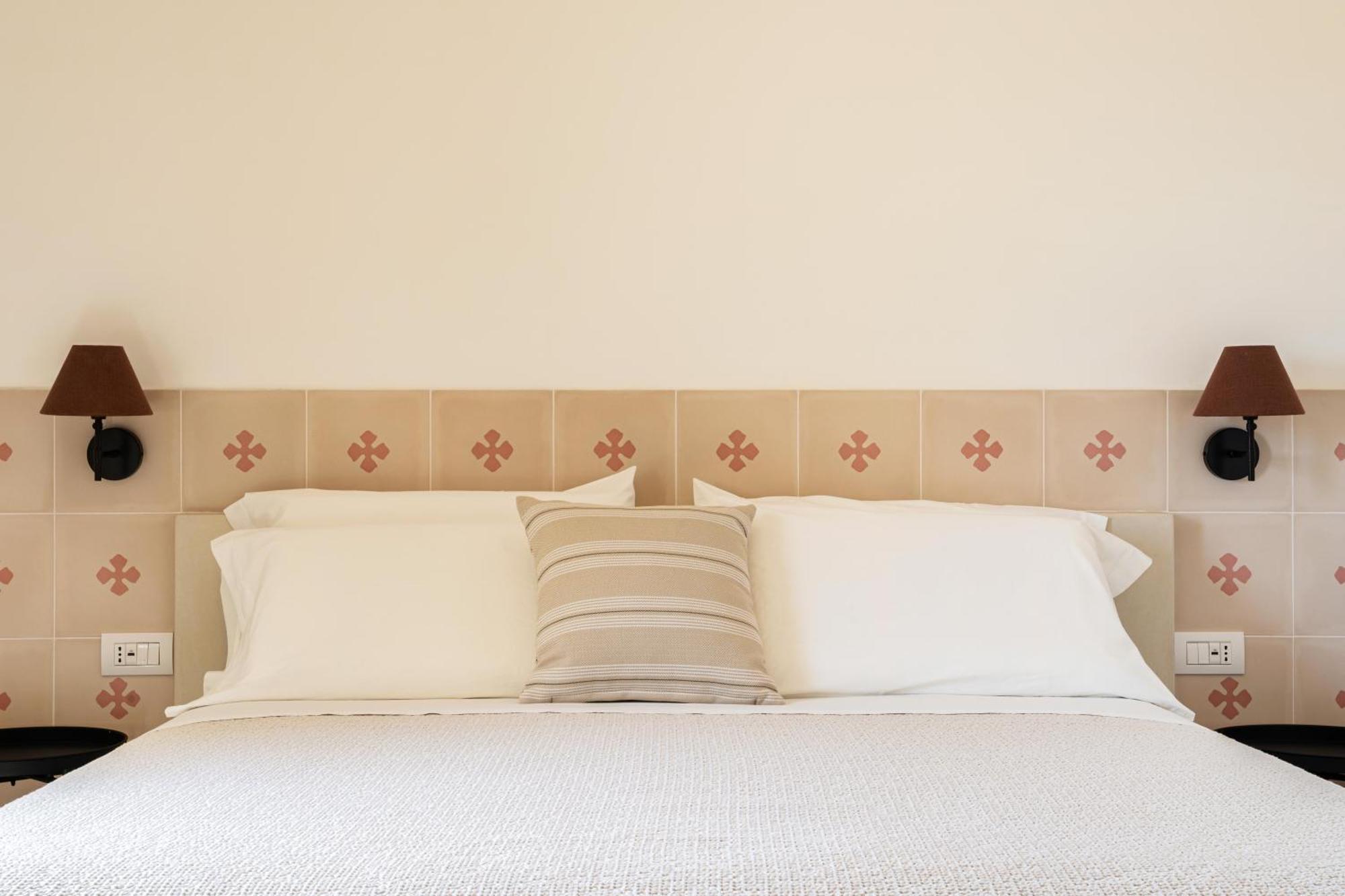 Trullo Jale - Boutique Apartments Ostuni Buitenkant foto