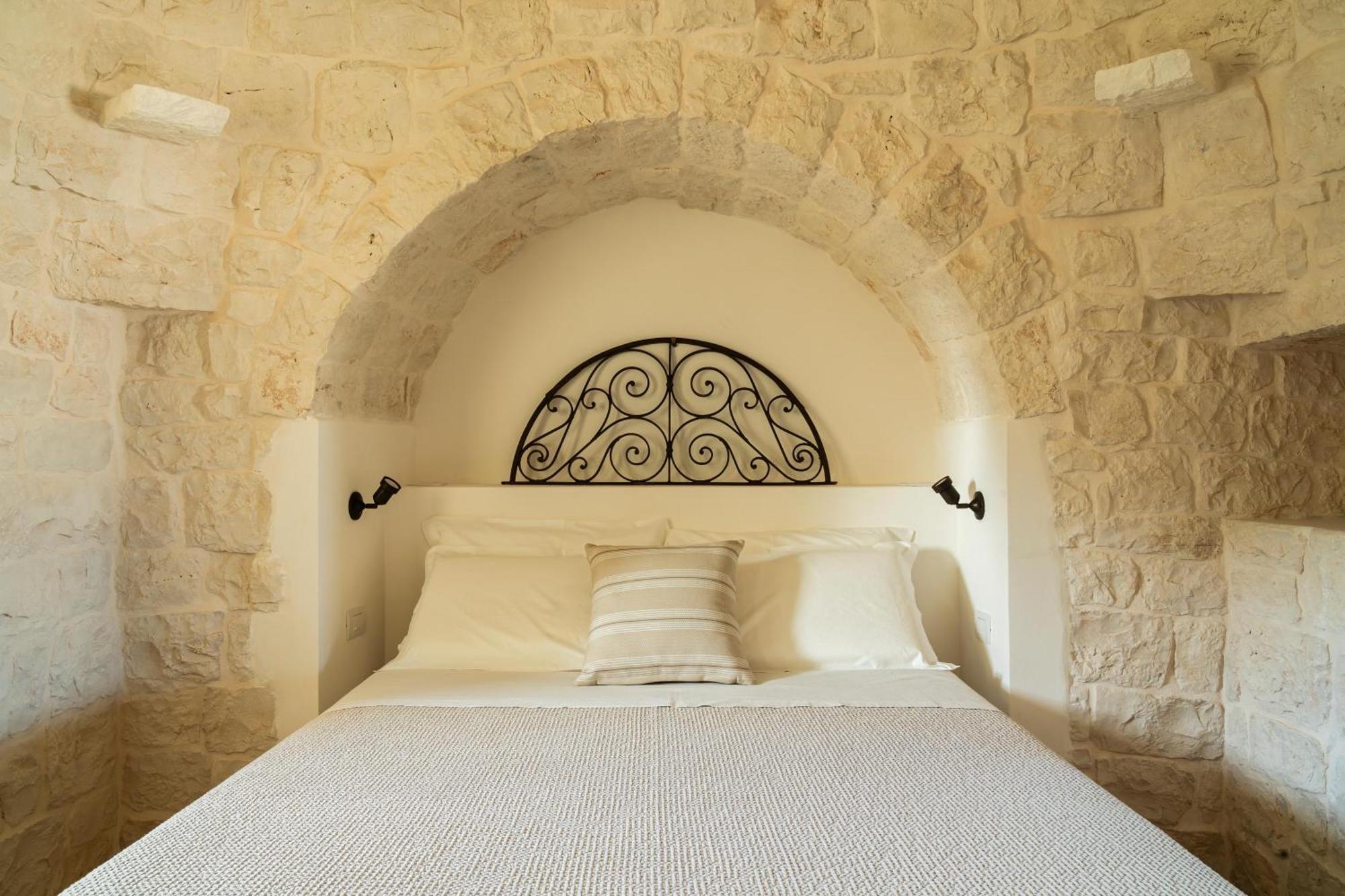 Trullo Jale - Boutique Apartments Ostuni Kamer foto