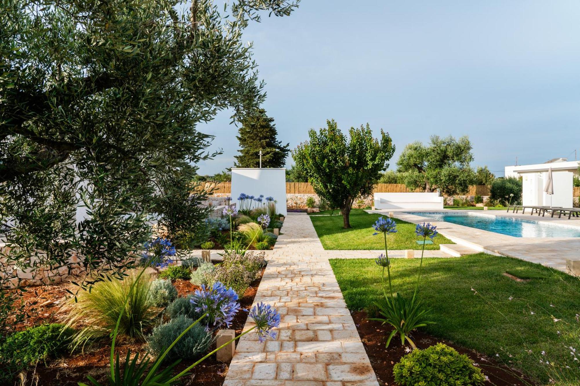 Trullo Jale - Boutique Apartments Ostuni Buitenkant foto