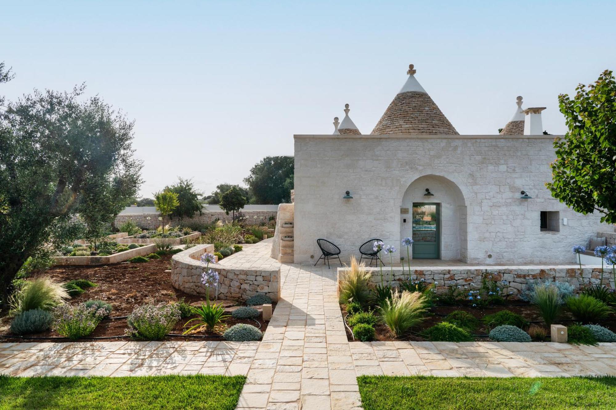 Trullo Jale - Boutique Apartments Ostuni Buitenkant foto